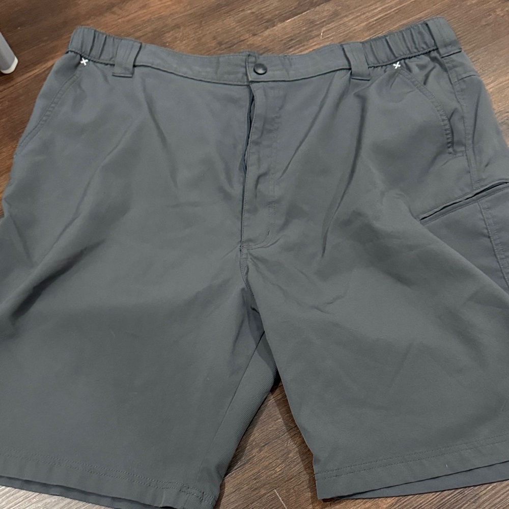 Wrangler Men's Charcoal Cargo Shorts